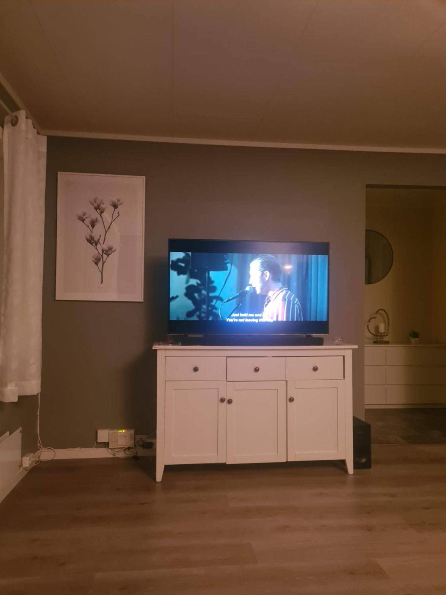 Leiligheten Pa Tomasjordnesvegen トロムソ エクステリア 写真